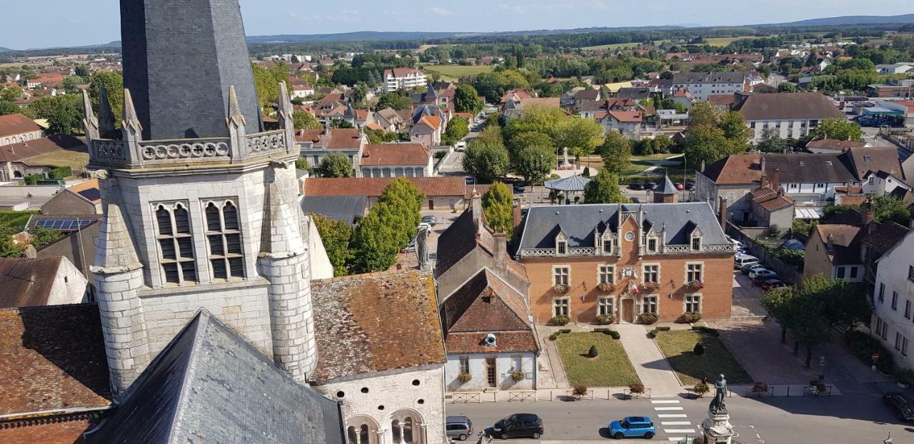 Les Petites Forges Apartment Auxonne Bagian luar foto